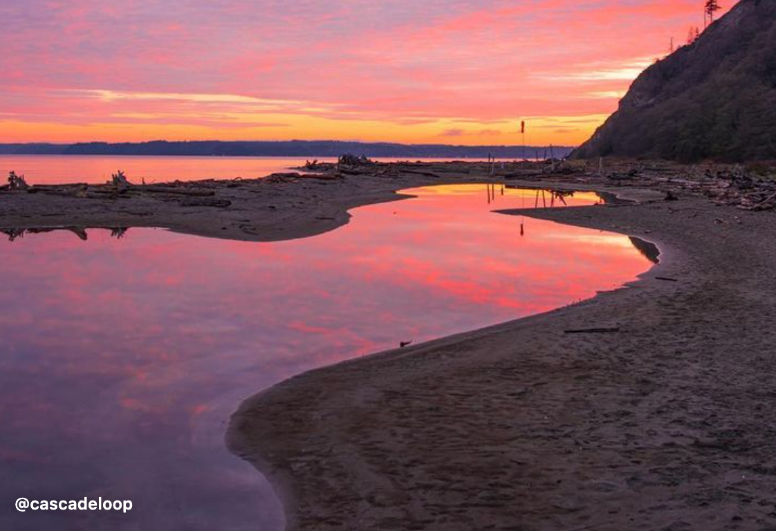 Double Bluff Beach - Enjoy the stunning sunset views at this beautiful beach, a perfect getaway for a relaxing vacation. Stay at Kindred for a unique and personalized experience, far better than a typical hotel stay.